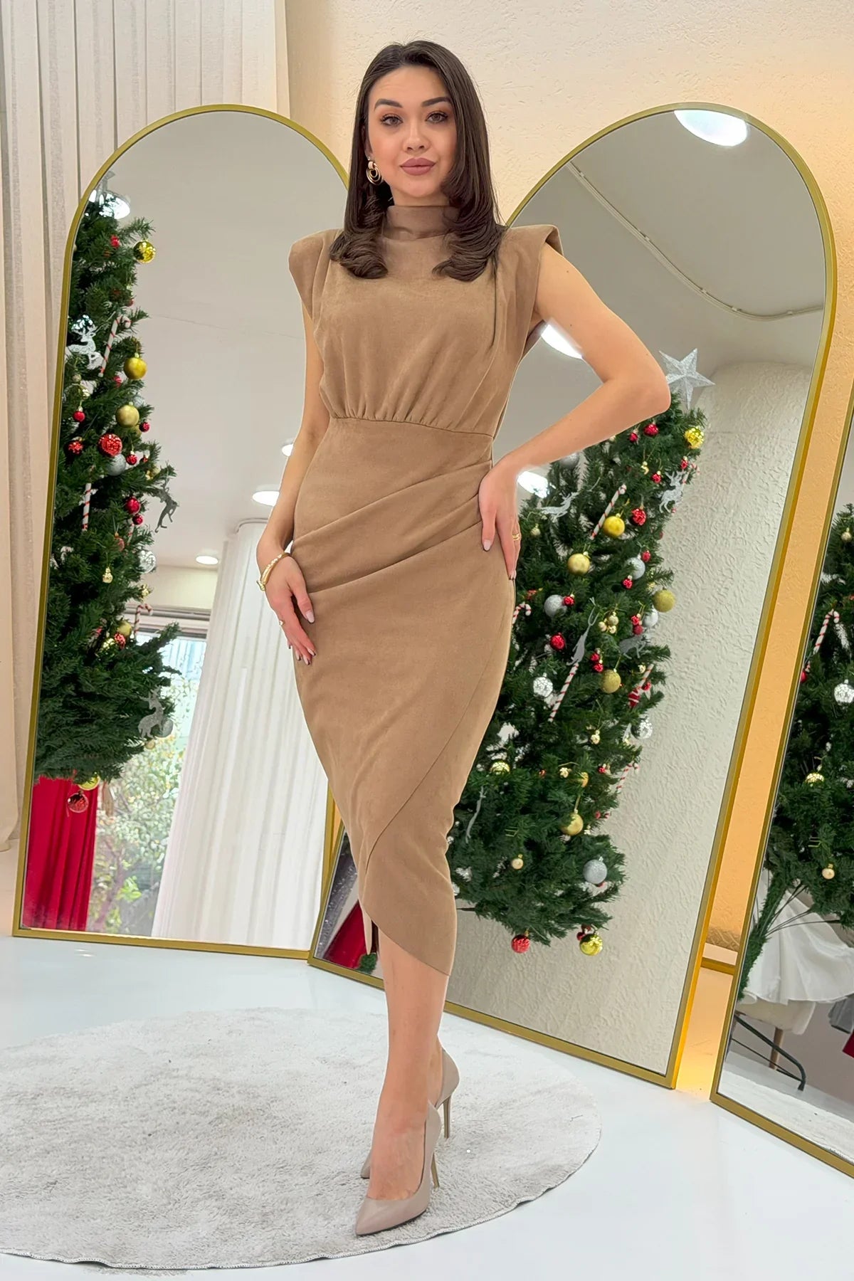 Kadın Vizon Vatkalı Drape Detaylı Süet Elbise 