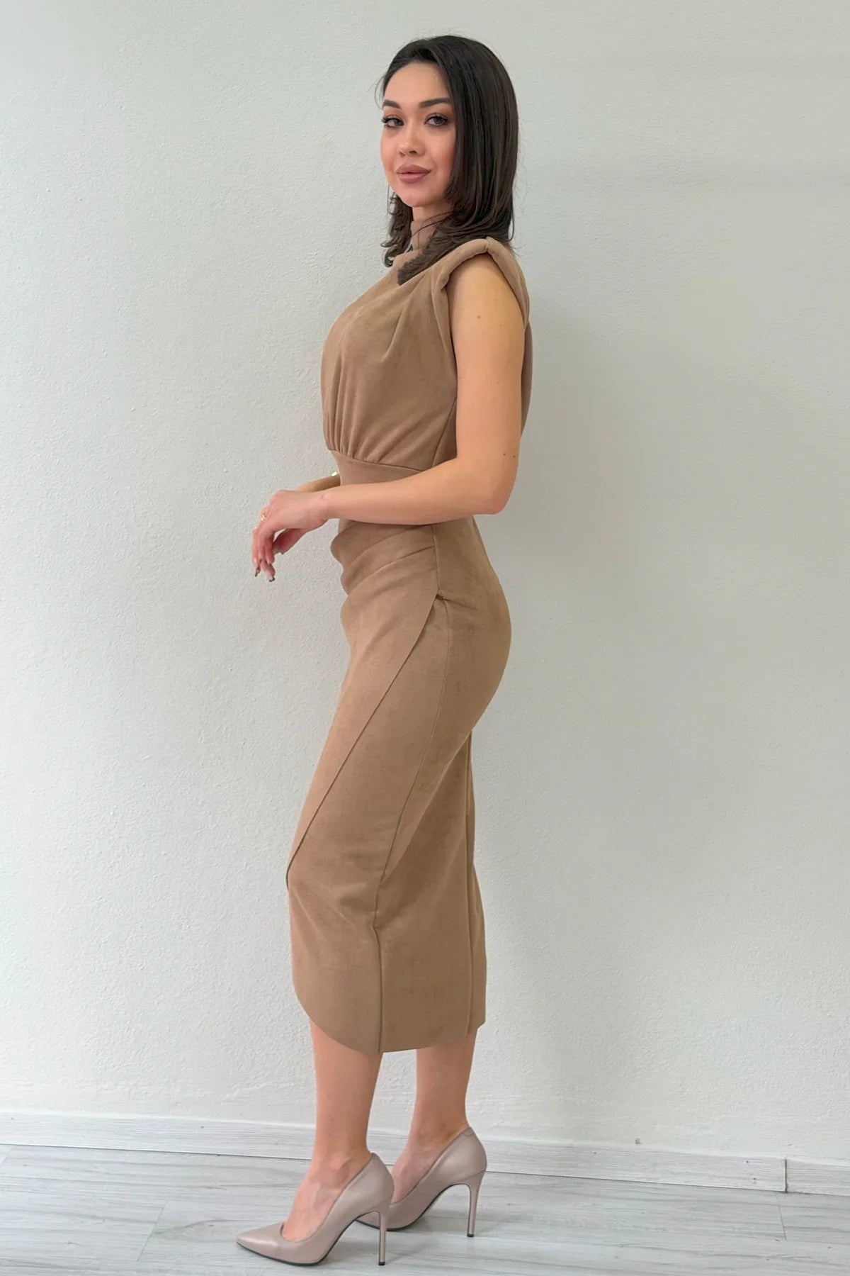 Kadın Vizon Vatkalı Drape Detaylı Süet Elbise 