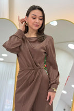 Taba Saten Drape Detaylı Yırtmaçlı Abiye Elbise 