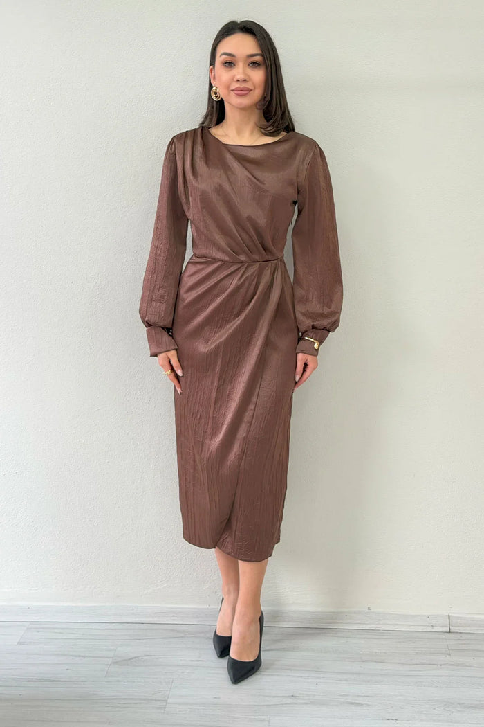 Taba Saten Drape Detaylı Yırtmaçlı Abiye Elbise 