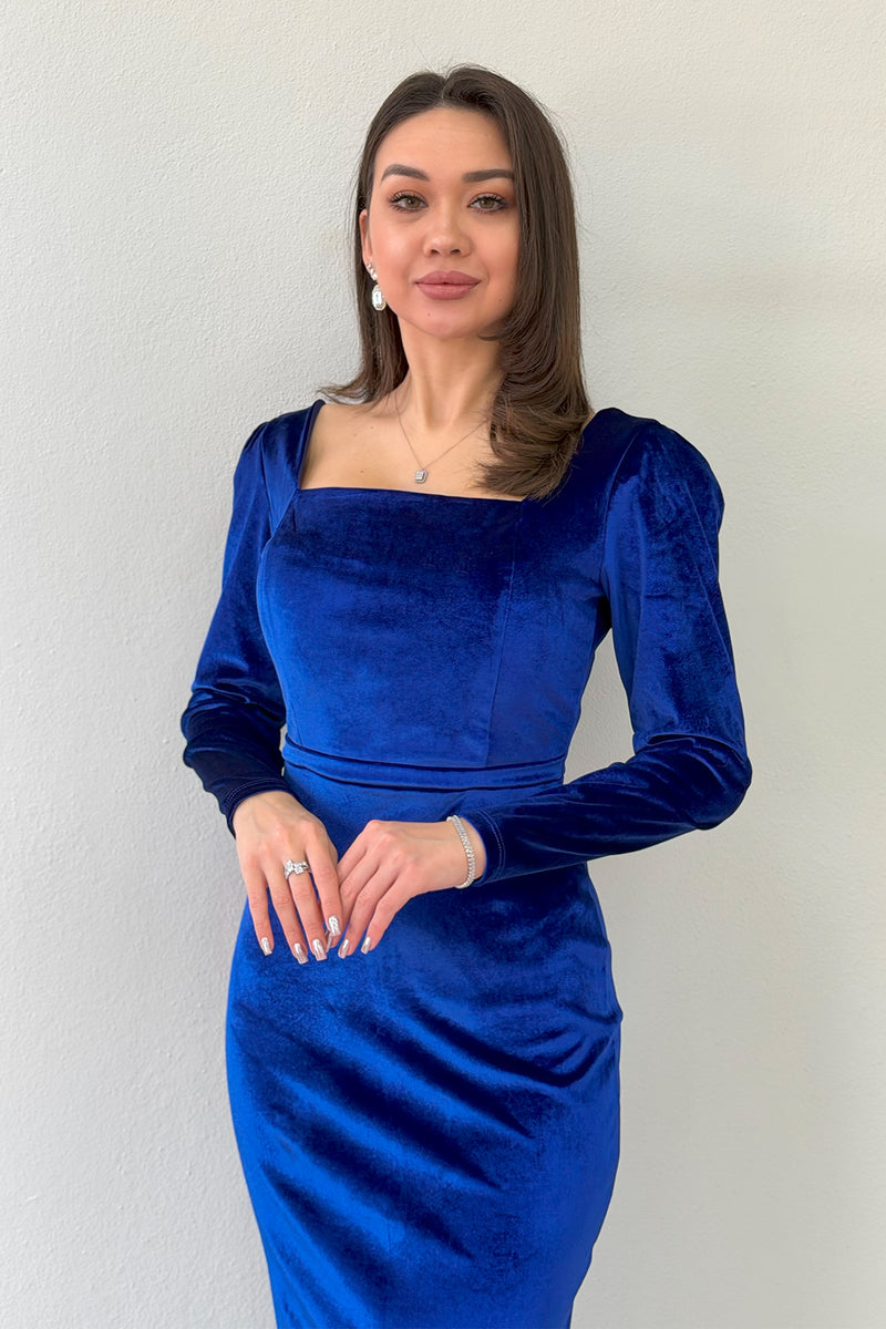 Saks Kare Yaka Kadife Midi Boy Elbise