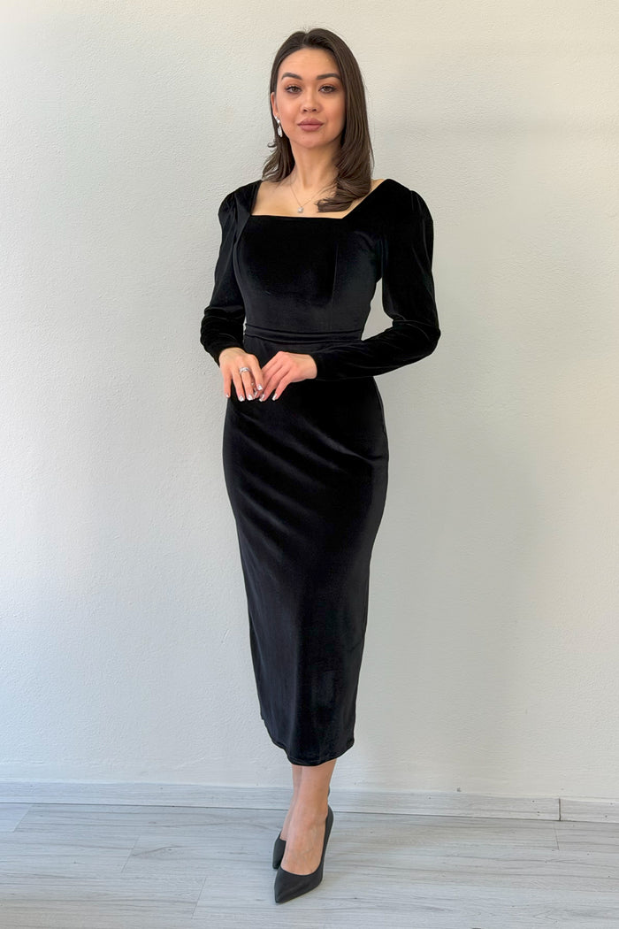 Siyah Kare Yaka Kadife Midi Boy Elbise