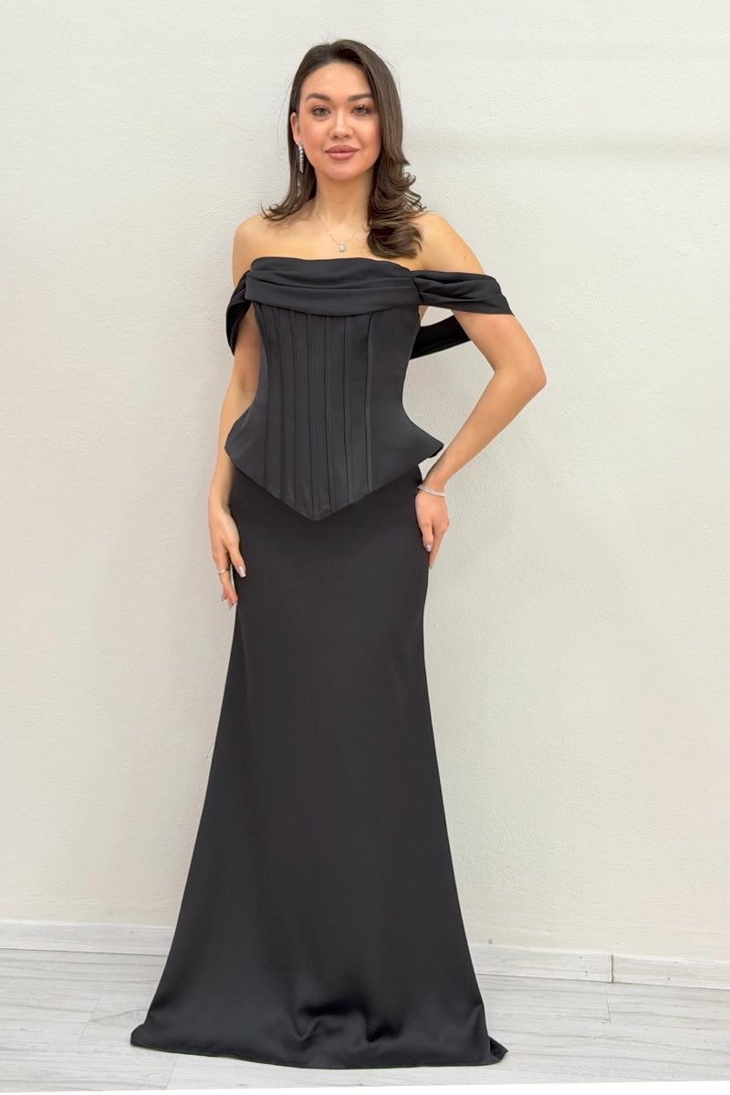 Siyah Düşük Omuz Korse Detay Uzun Saten Abiye Elbise