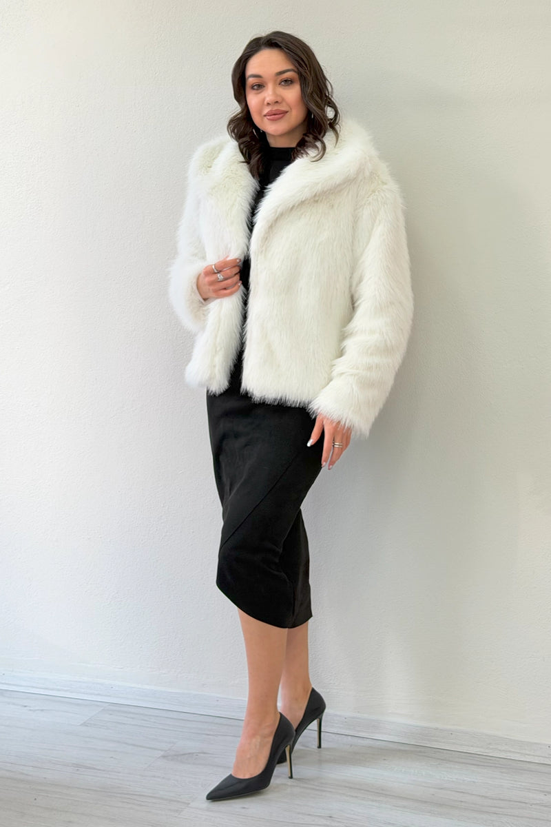 Kadın Beyaz Yakalı Astarlı Premium Suni Kürk