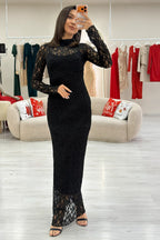 Siyah İç Astarlı Dik Yaka Midi Boy Kabartmalı Dantel Elbise