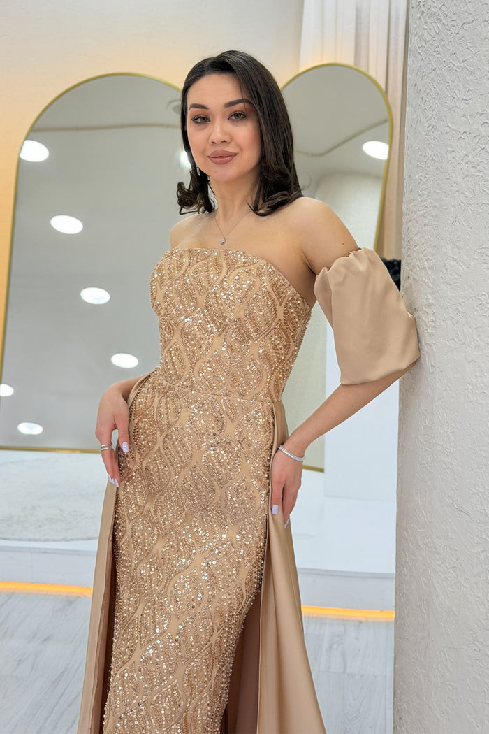 Kadın Gold Saten Kuyruklu Çıkarılabilir Kol Detaylı Abiye Elbise 