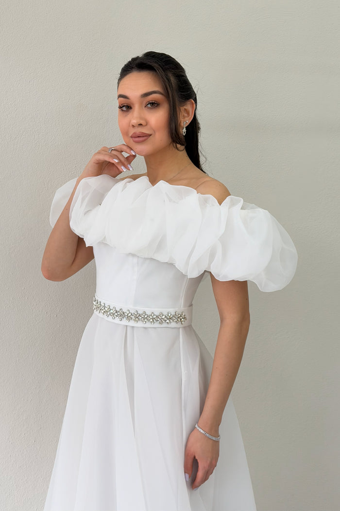 Beyaz Volan Yaka Taş Kemer Detay Tül Prenses Abiye