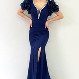 Lacivert Omuz Gül Detaylı V Yaka Taş İşlemeli Yırtmaçlı Abiye Elbise