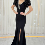 Siyah Omuz Gül Detaylı V Yaka Taş İşlemeli Yırtmaçlı Abiye Elbise