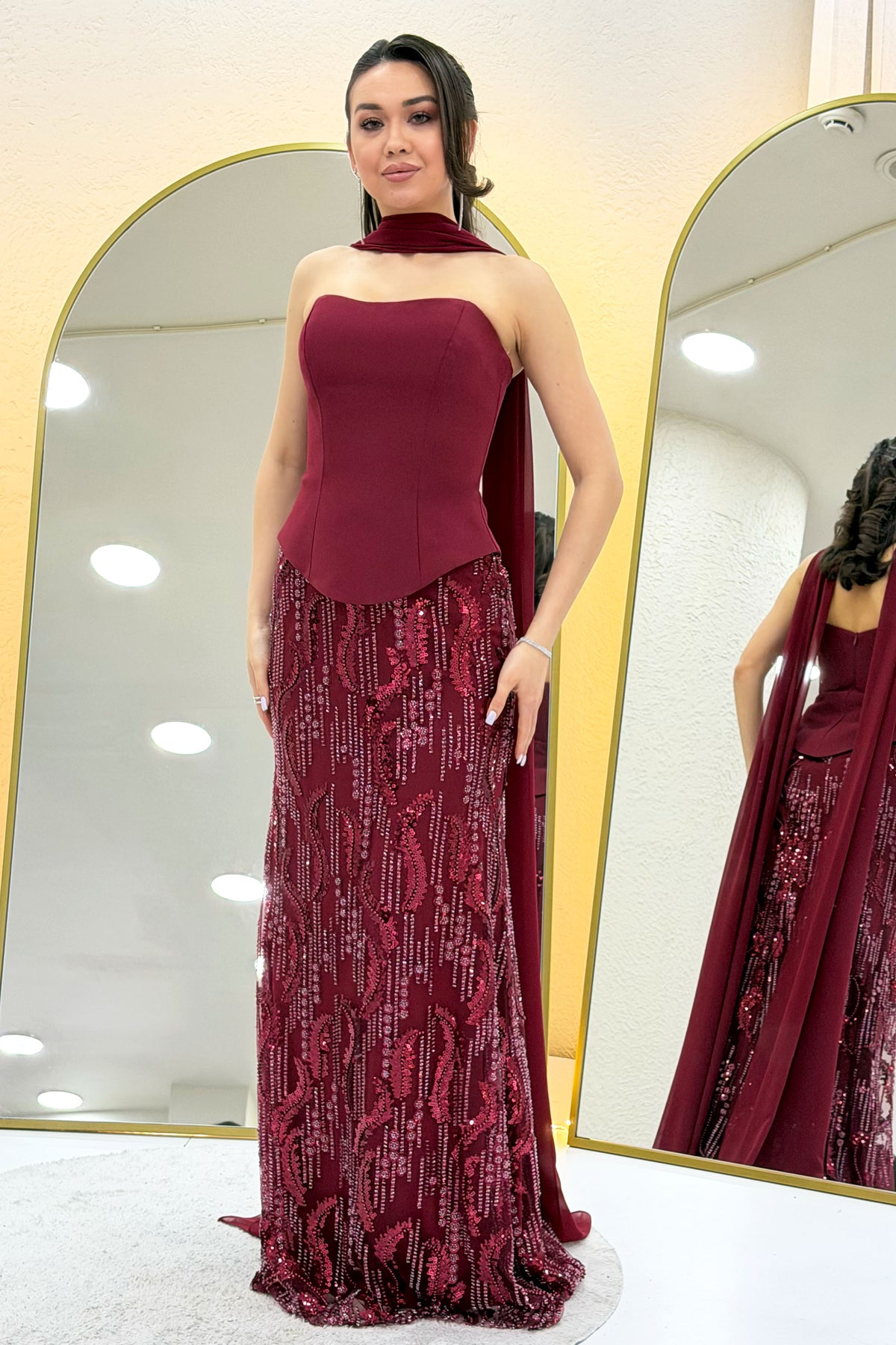 Bordo Straplez Şal Detaylı İşlemeli Uzun Abiye Elbise 