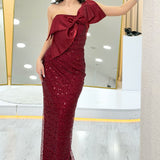 Bordo Fiyonk Yaka Detaylı Tek Omuz Pul Payet Abiye Elbise