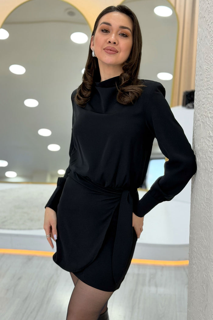 Siyah Vatkalı Uzun Kollu Kuşaklı Mini Elbise 