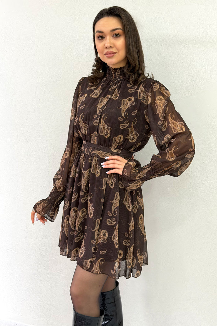 Kahverengi Şal Desenli Kuşaklı Şifon Mini  Elbise 