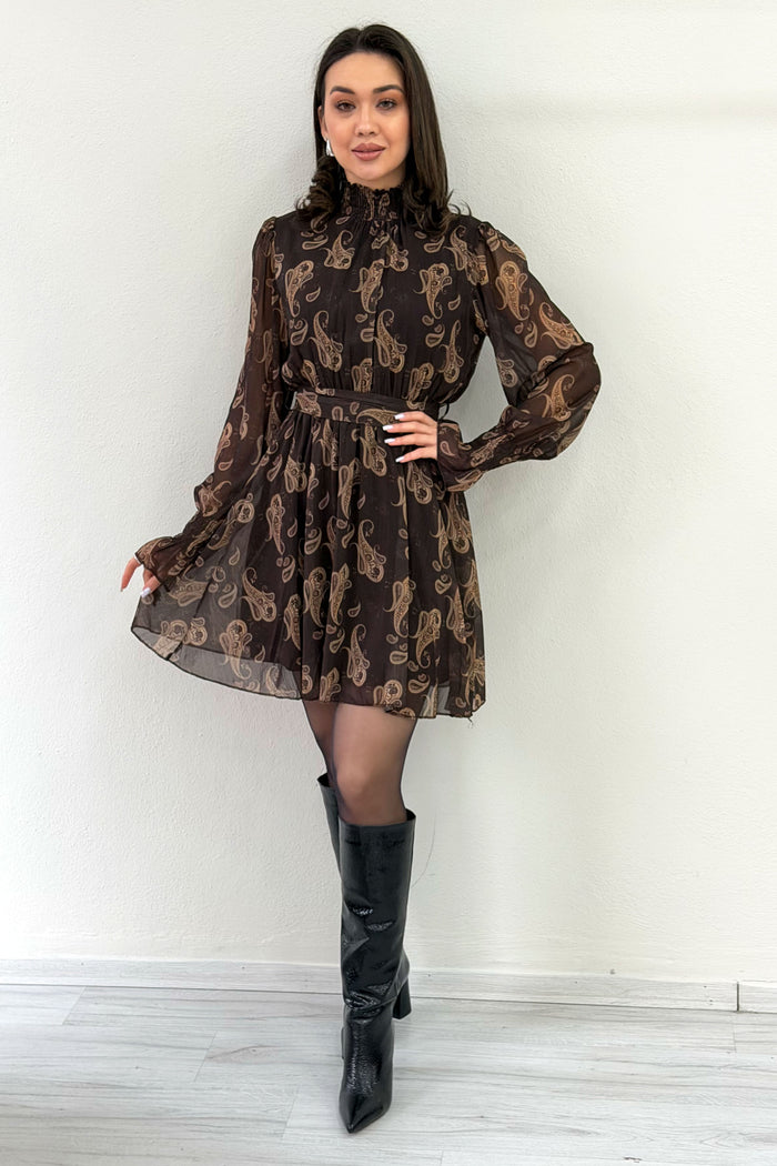 Kahverengi Şal Desenli Kuşaklı Şifon Mini  Elbise 