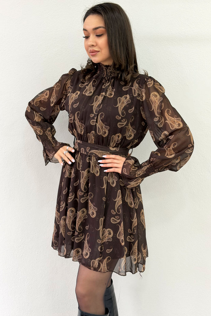 Kahverengi Şal Desenli Kuşaklı Şifon Mini  Elbise 
