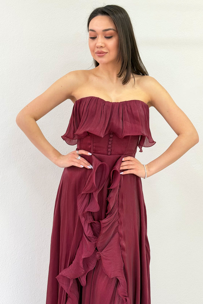 Bordo Straplez Çift Yırtmaçlı Fırfırlı Abiye Elbise 