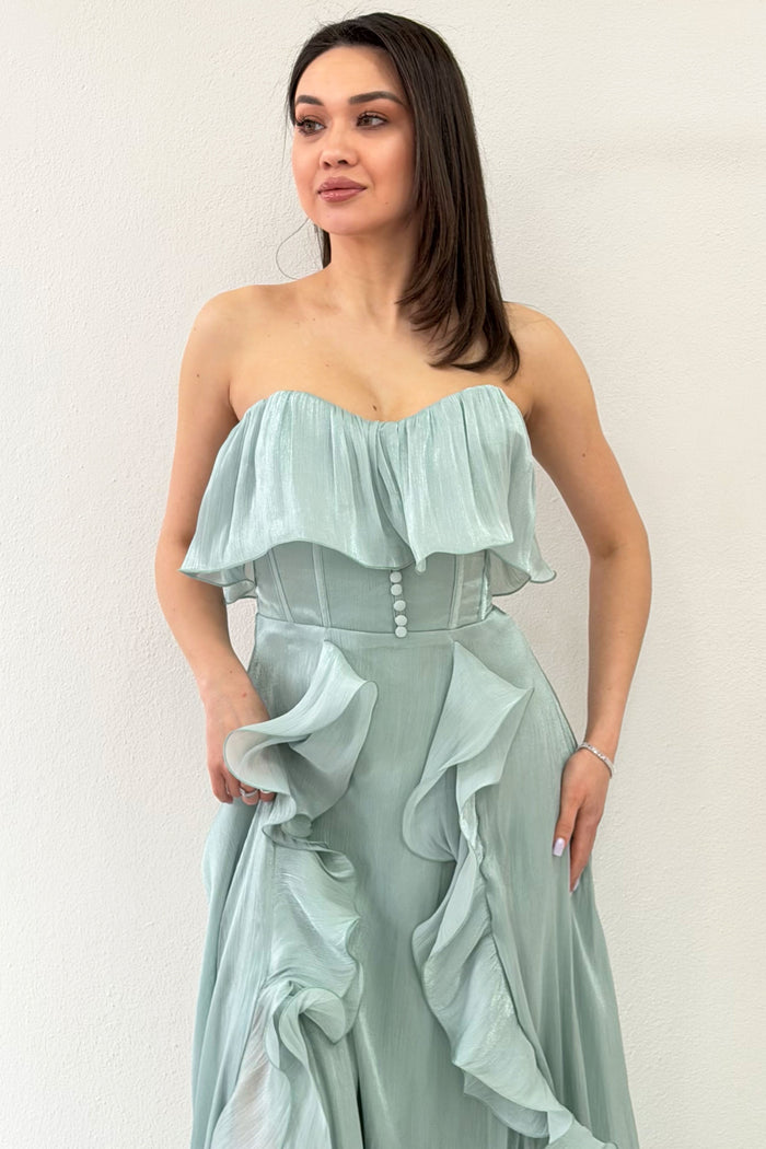 Su Yeşili Straplez Çift Yırtmaçlı Fırfırlı Abiye Elbise