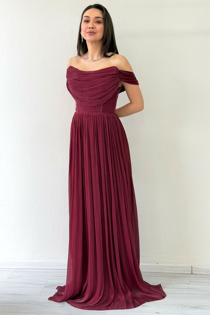 Bordo Düşük Omuz Drapeli Uzun Abiye Elbise 