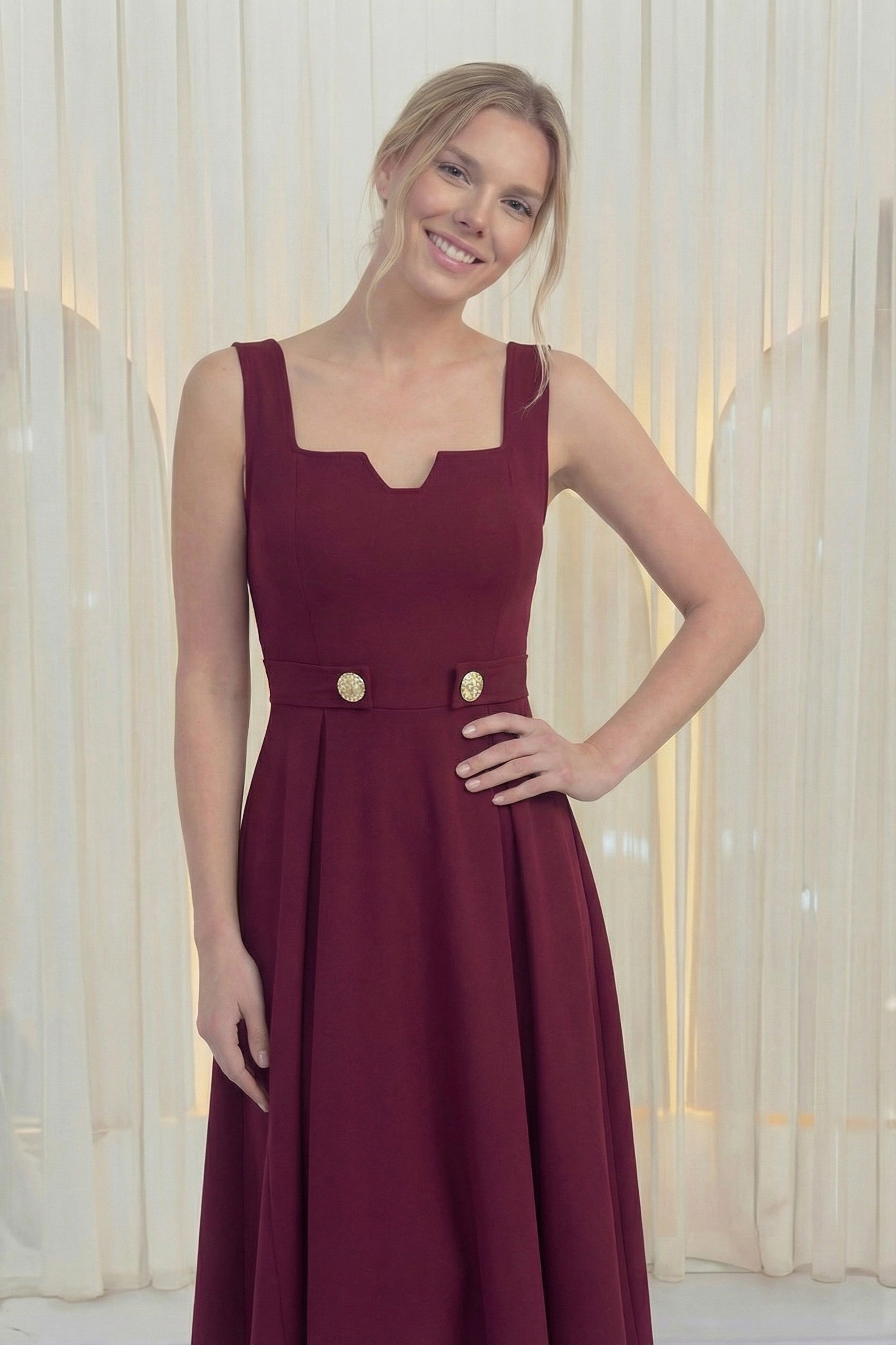 Kadın Bordo Kare Yaka Düğme Detaylı Midi Boy Elbise 