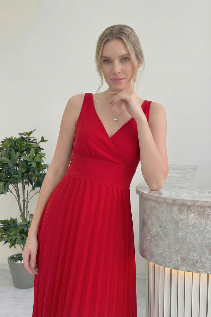 Kırmızı V Yaka Pileli Midi Boy Elbise 