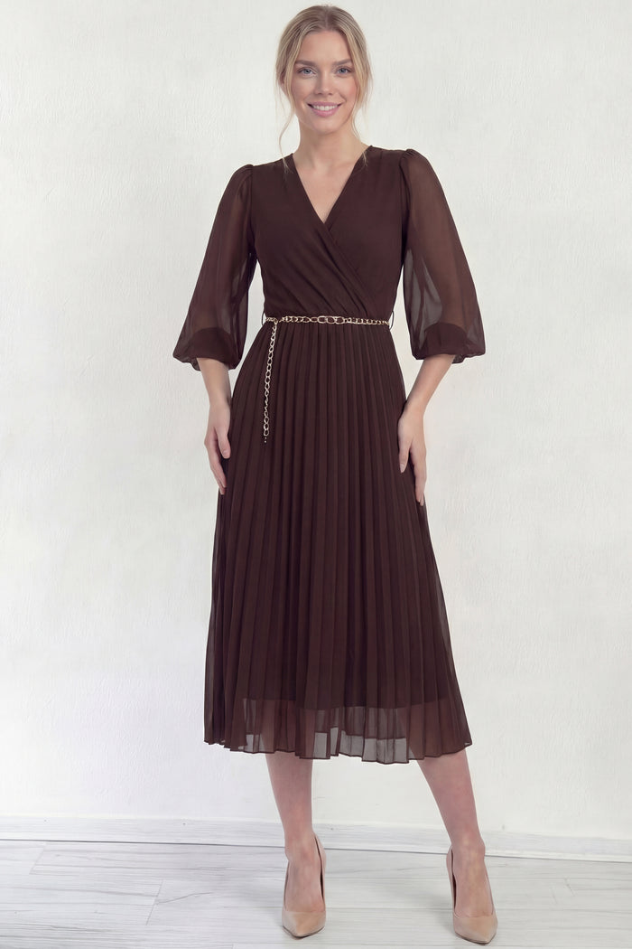 Kahverengi Kruvaze Yaka Piliseli Kemerli Midi Boy Elbise 