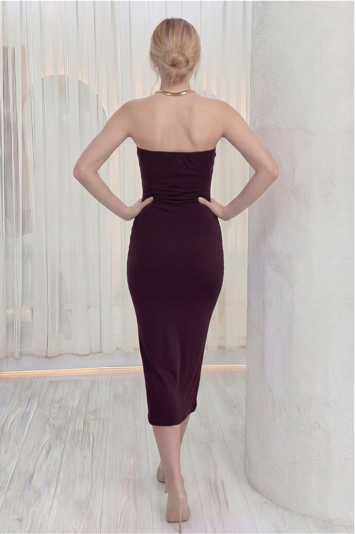 Kahverengi Gold Aksesuarlı Degaje Yaka Yırtmaçlı Midi Boy Elbise 