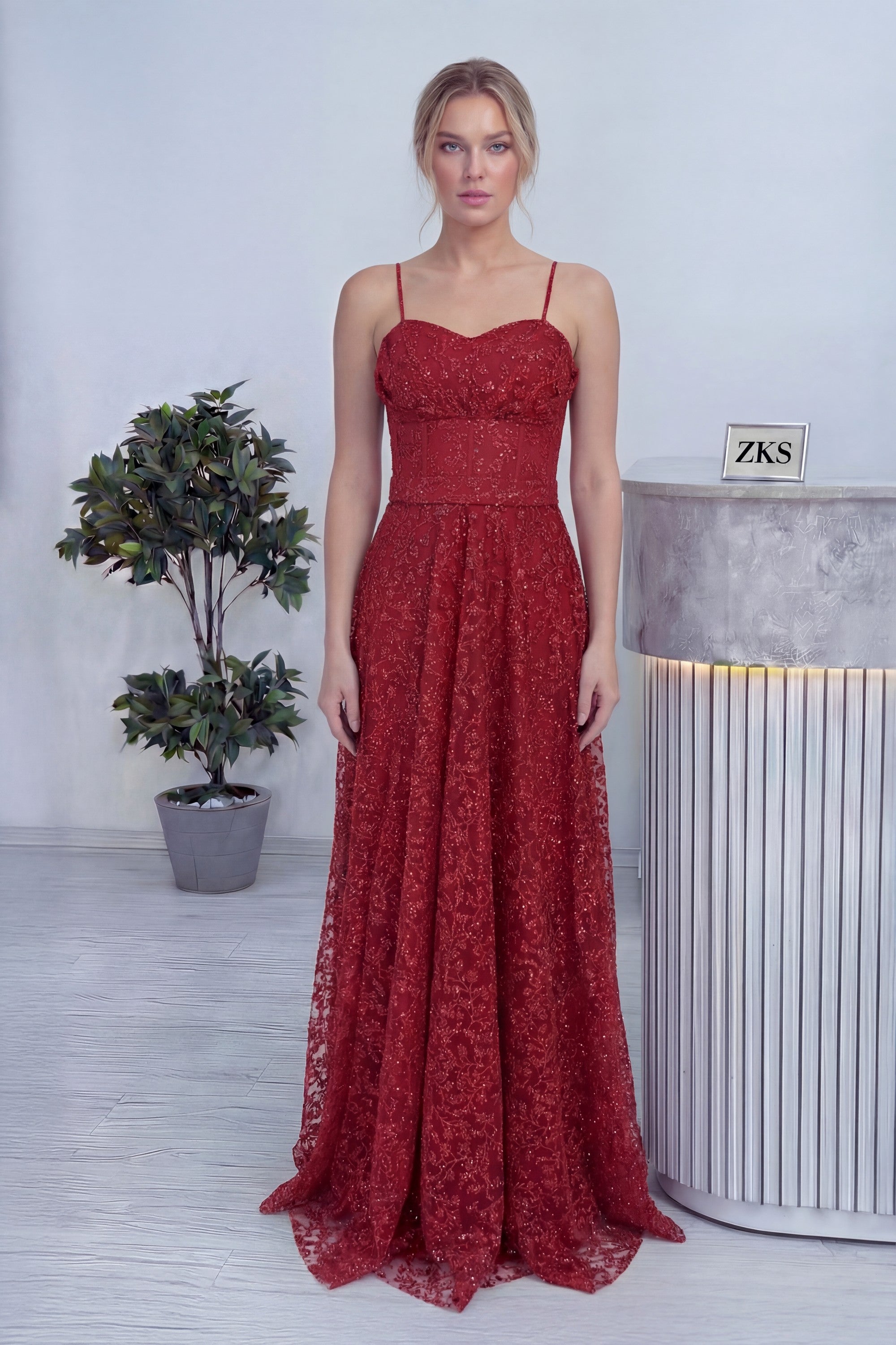 Kırmızı Askılı Transparan Simli Dantelli Abiye Elbise