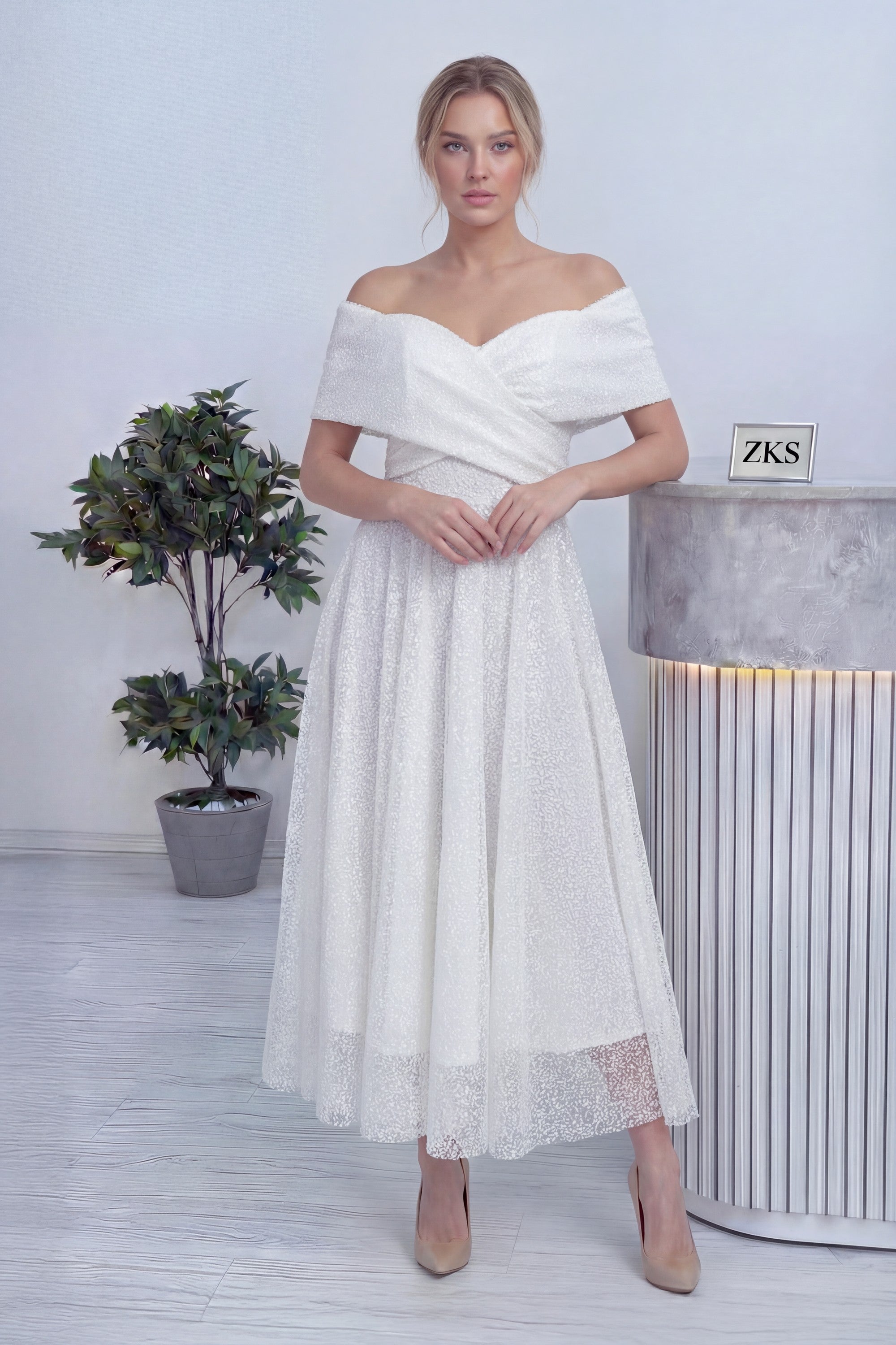 Beyaz Düşük Omuz Pullu Midi Boy Nikah Abiye Elbise 