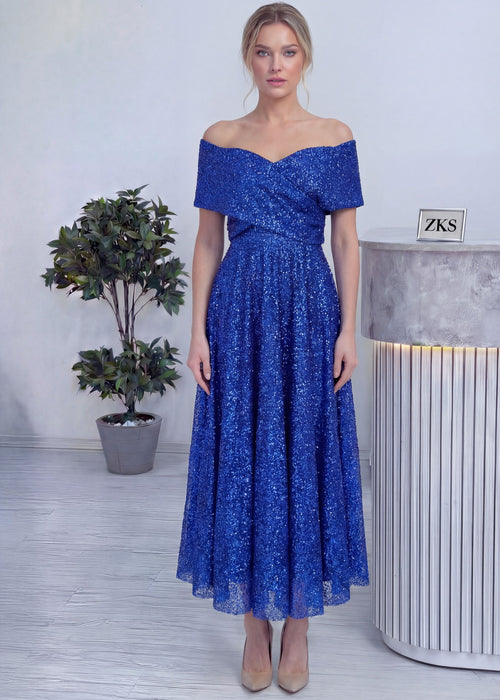 Saks Düşük Omuz Pullu Midi Boy Abiye Elbise