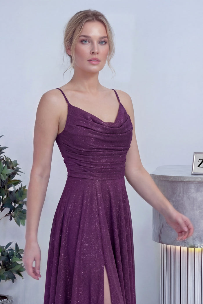 Mürdüm Askılı Ön Drapeli Yırtmaçlı Simli Abiye Elbise