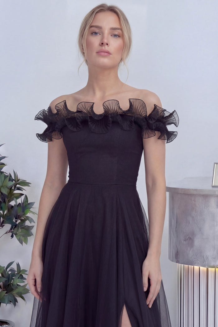 Kadın Siyah Volanlı Düşük Omuz Abiye Elbise 