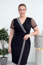 Siyah Kruvaze Yaka Sim Şeritli Büyük Beden Abiye Elbise