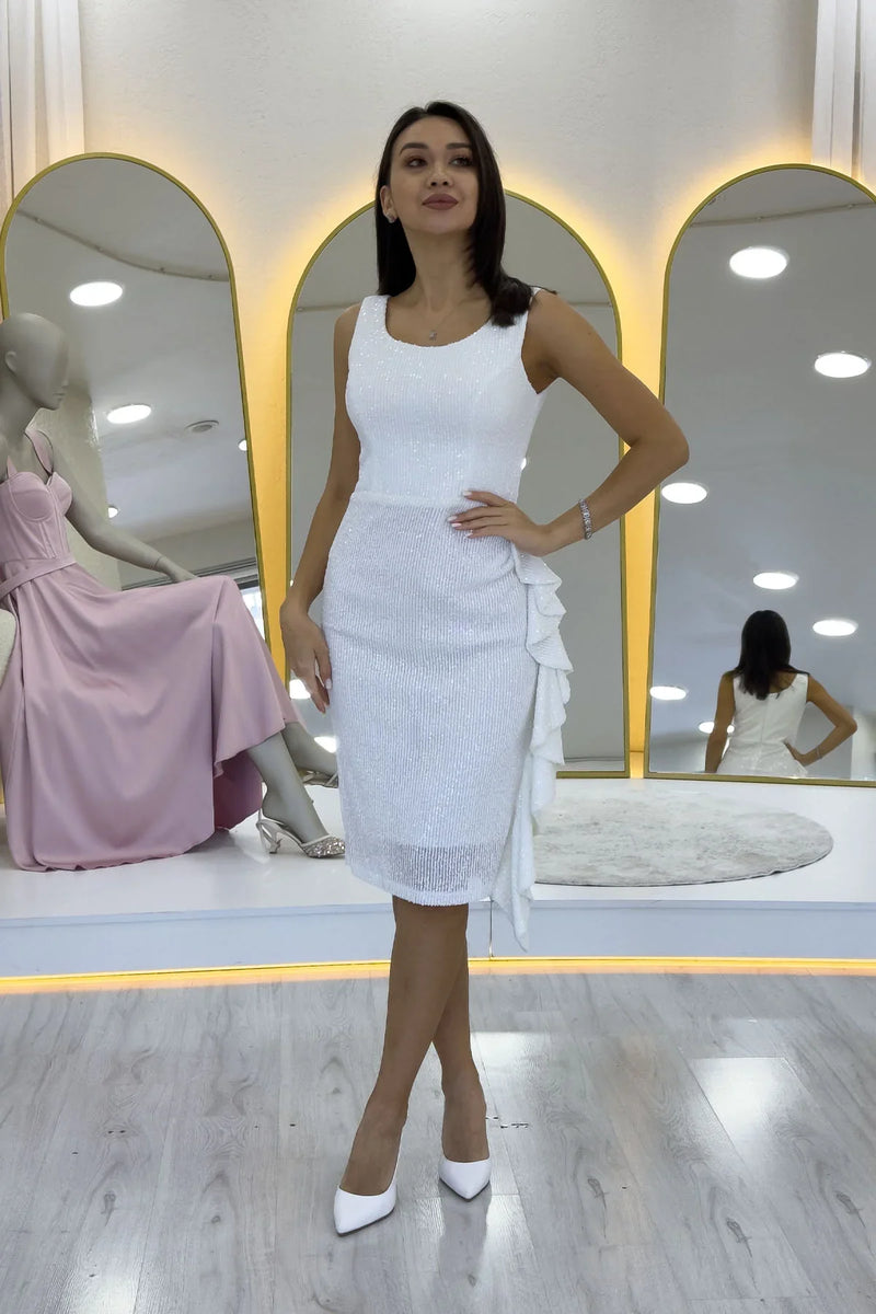 Beyaz Pul Payet Kalın Askılı Midi Boy FırFır Detaylı Abiye Elbise 