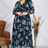 Siyah Çiçekli Kruvaze Yaka Şifon Büyük Beden Elbise