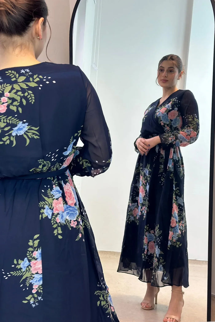 Lacivert Çiçek Desenli Kruvaze Yaka Şifon Büyük Beden Elbise