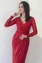 Kırmızı Kruvaze Yaka Payet Tasarım Uzun Kollu Abiye Elbise