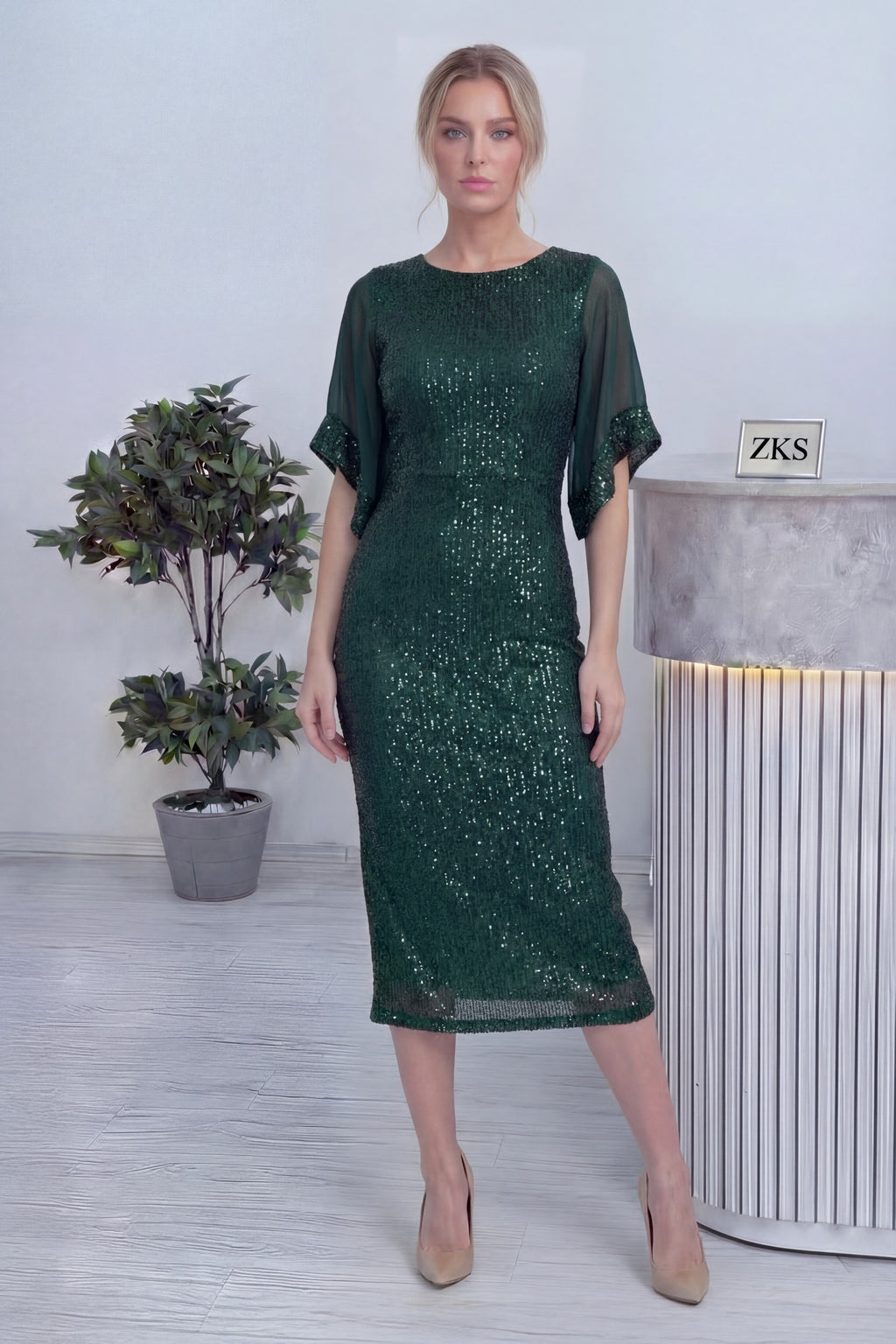 Kadın Zümrüt Yeşili Midi Boy Pulpayet Şifon Tasarım Yarım Kol Büyük Beden Abiye Elbise