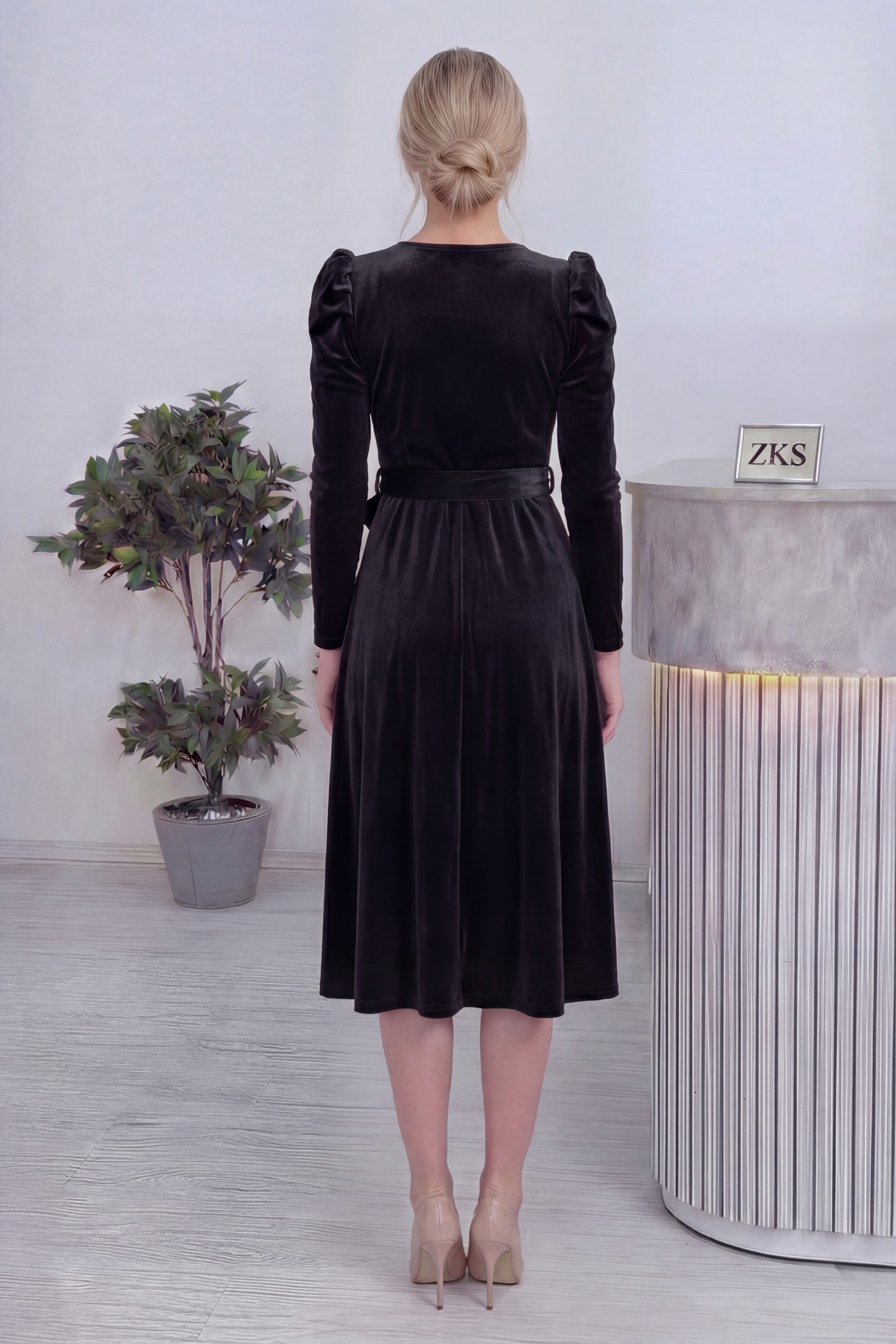 Siyah Kadın Karpuz Kol Kruvaze Kadife Kuşaklı Büyük Beden Elbise