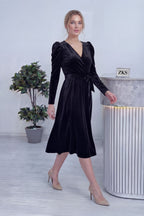 Siyah Kadın Karpuz Kol Kruvaze Kadife Kuşaklı Büyük Beden Elbise