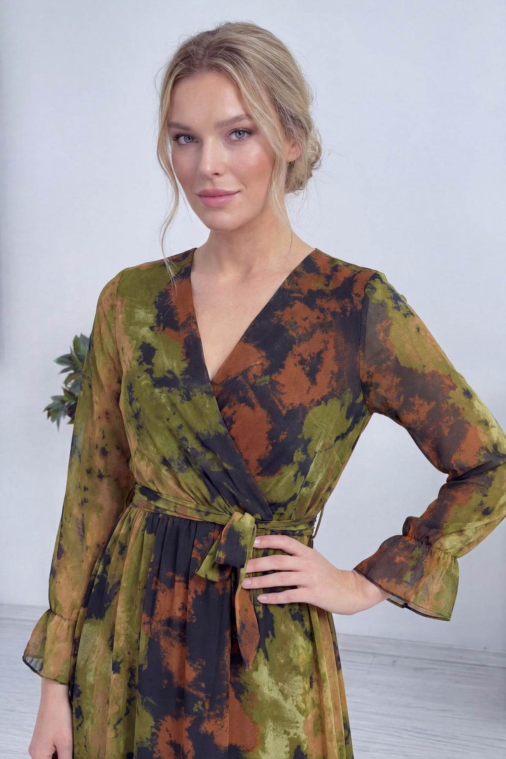 Batik Desen Kruvaze Yaka Şifon Büyük Beden Elbise