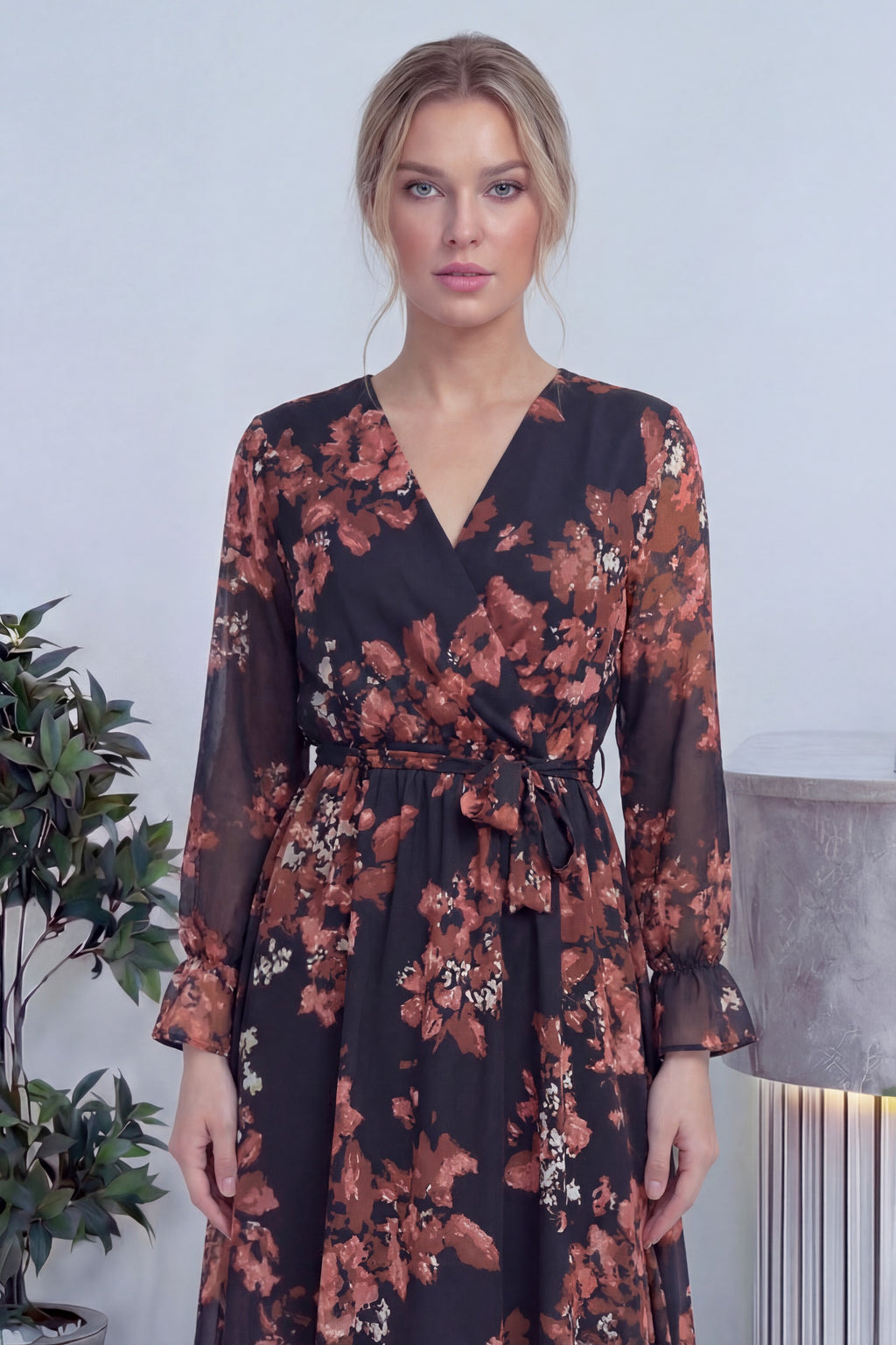 Nar Çiçeği Desenli Kruvaze Yaka Şifon Büyük Beden Elbise