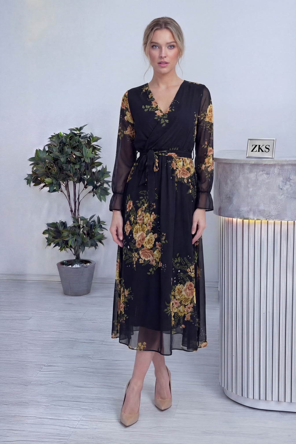 Siyah Sarı Çiçekli Kruvaze Yaka Şifon Büyük Beden Elbise