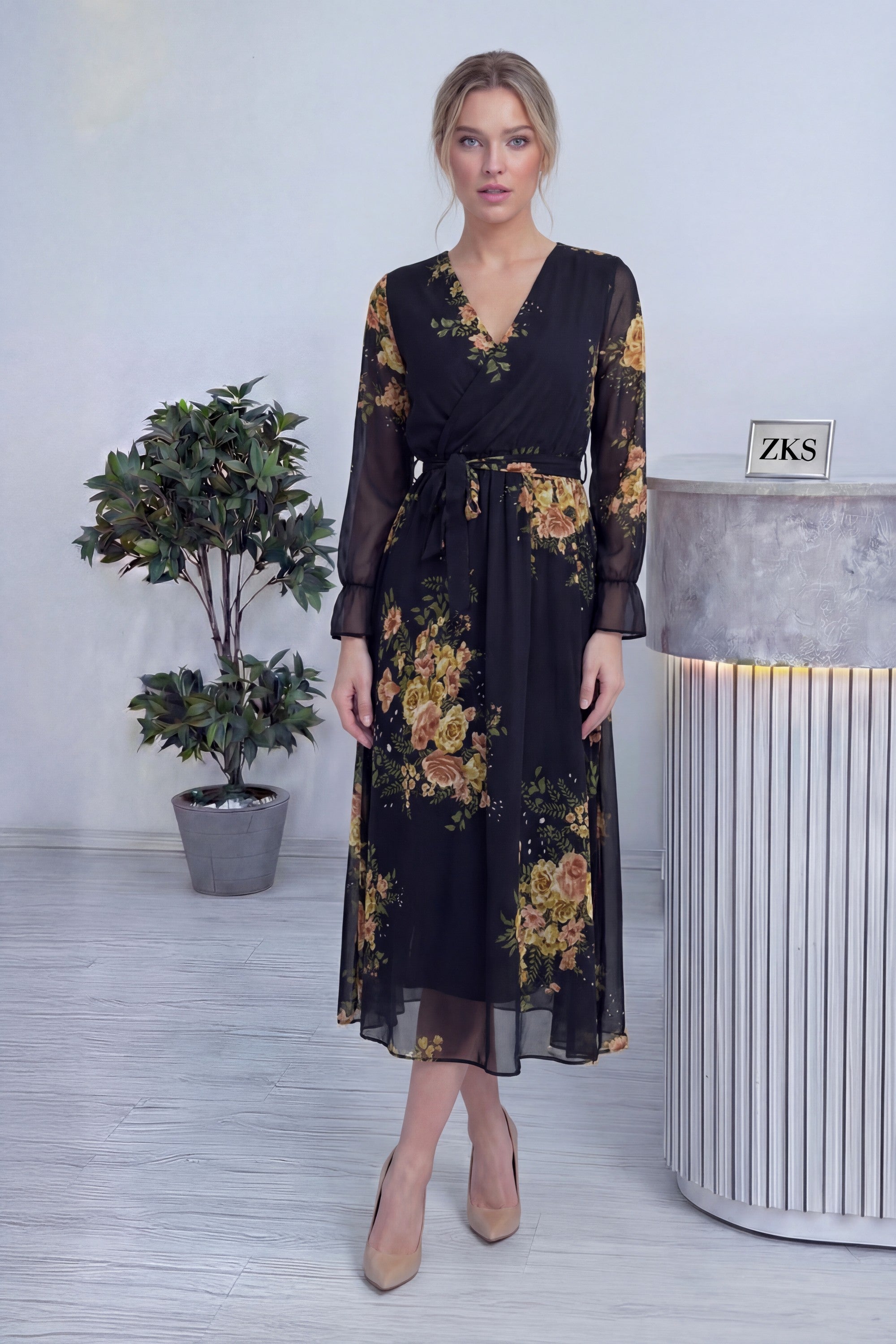 Siyah Sarı Çiçekli Kruvaze Yaka Şifon Büyük Beden Elbise