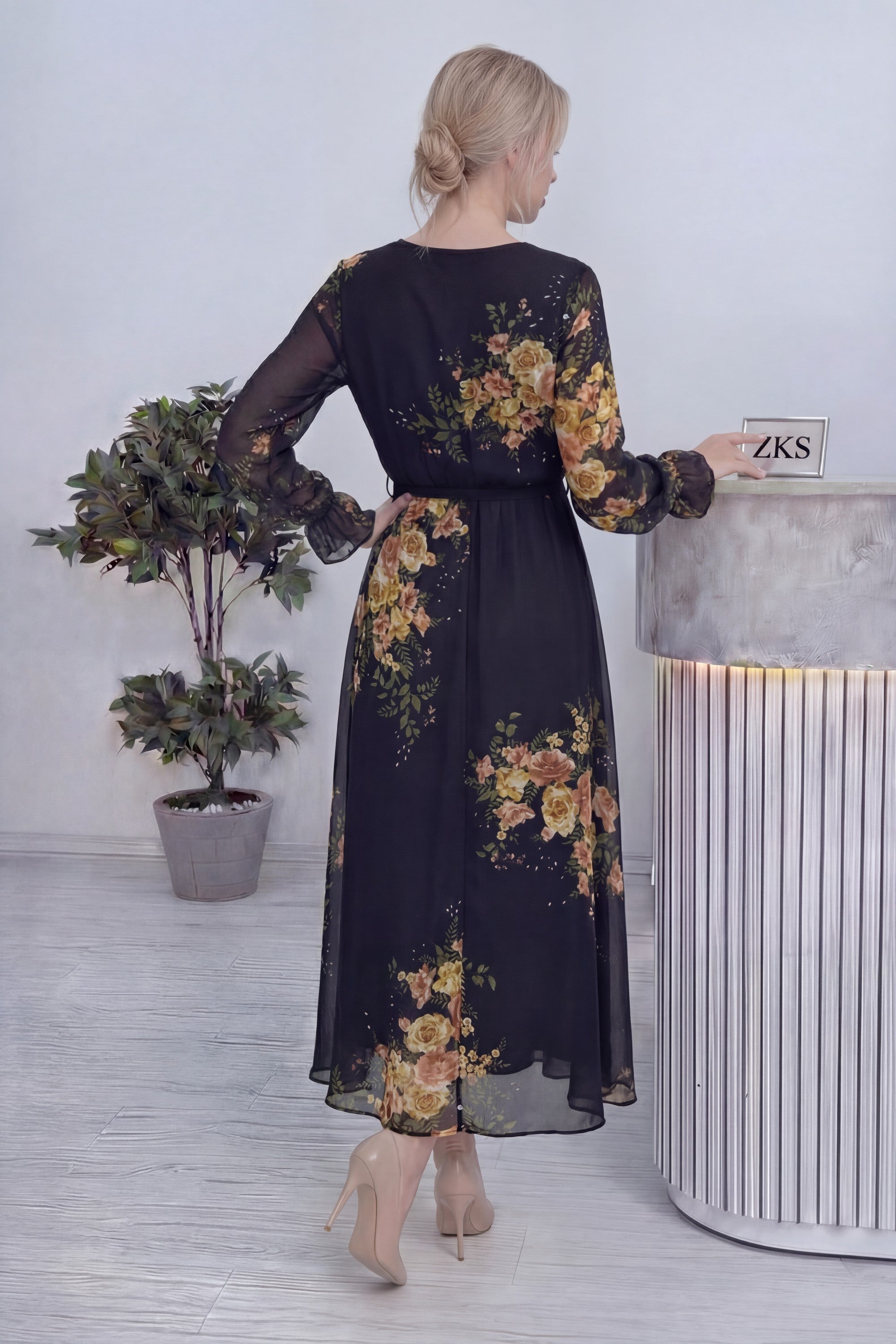 Siyah Sarı Çiçekli Kruvaze Yaka Şifon Büyük Beden Elbise