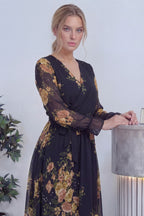 Siyah Sarı Çiçekli Kruvaze Yaka Şifon Büyük Beden Elbise