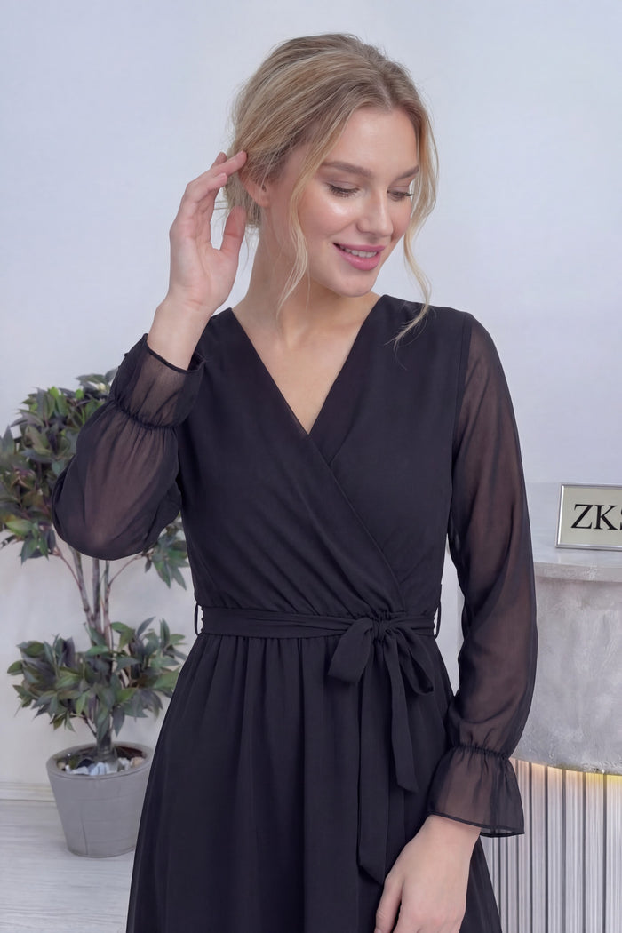 Siyah Kruvaze Yaka Şifon Büyük Beden Kısa Elbise