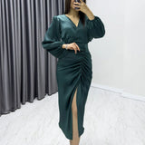 Zümrüt Yeşili Kadın Kruvaze Saten Drapeli Yırtmaç Detaylı Balon Kol Büyük Beden Elbise