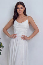 Simli beyaz drape detaylı kadın ince askılı uzun boy abiye 