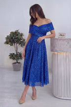 Madonna yaka saks mavisi kloş midi boy pullu abiye elbise kadın