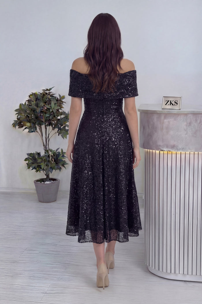 Siyah Düşük Omuz Pullu Midi Boy Abiye Elbise